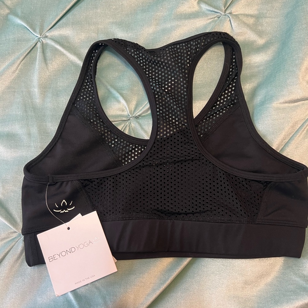 Beyond Yoga-Black workout bra.